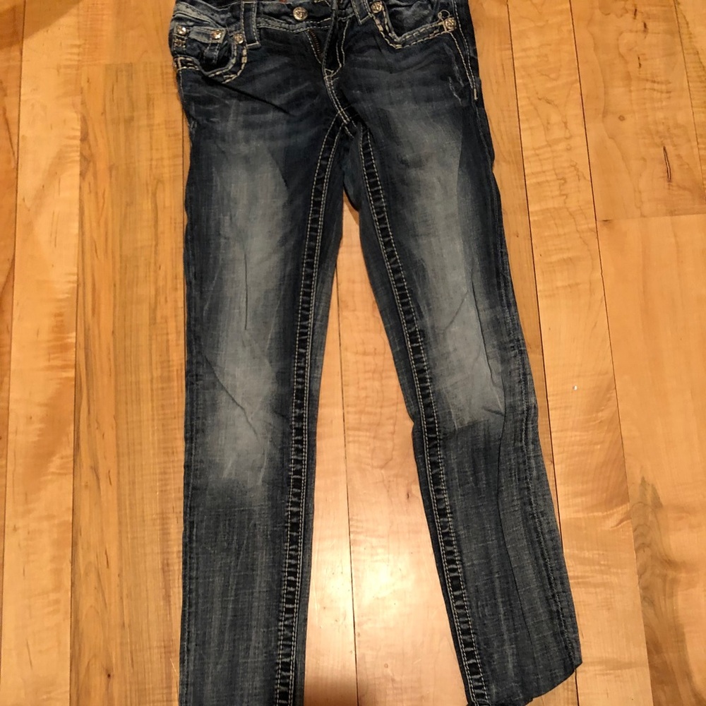 Jeans - Picture 2 of 3
